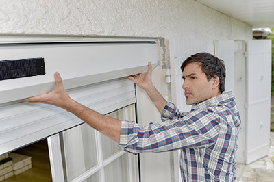 Comment installer des volets extérieurs ?